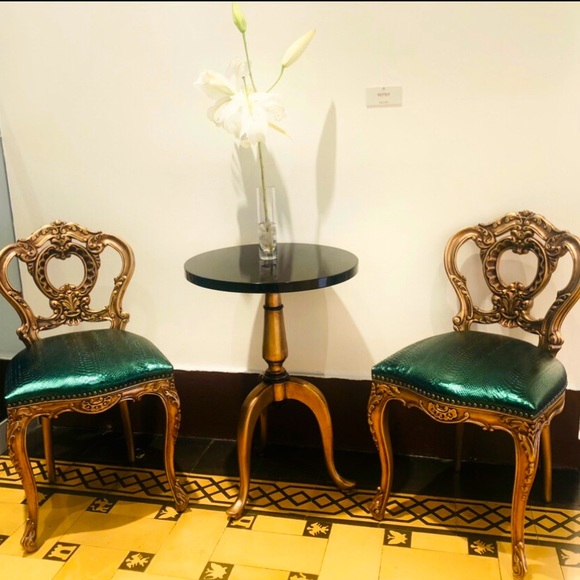 BRAND NEW SET NECKLACE & EARRINGS EMBELLISHED GREEN CRYSTAL - Picture 5 of 7